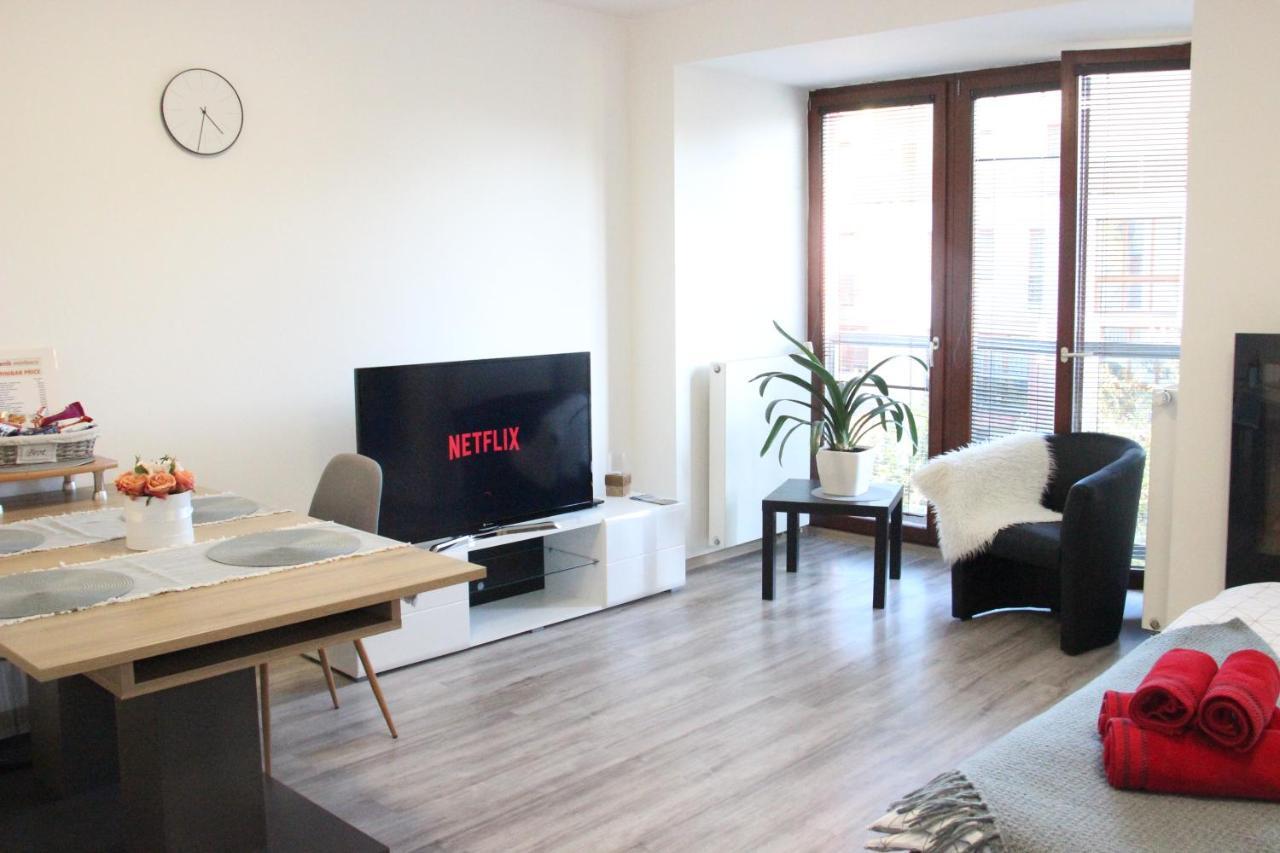 Luxury Studio In The Heart Of Beroun Exteriör bild