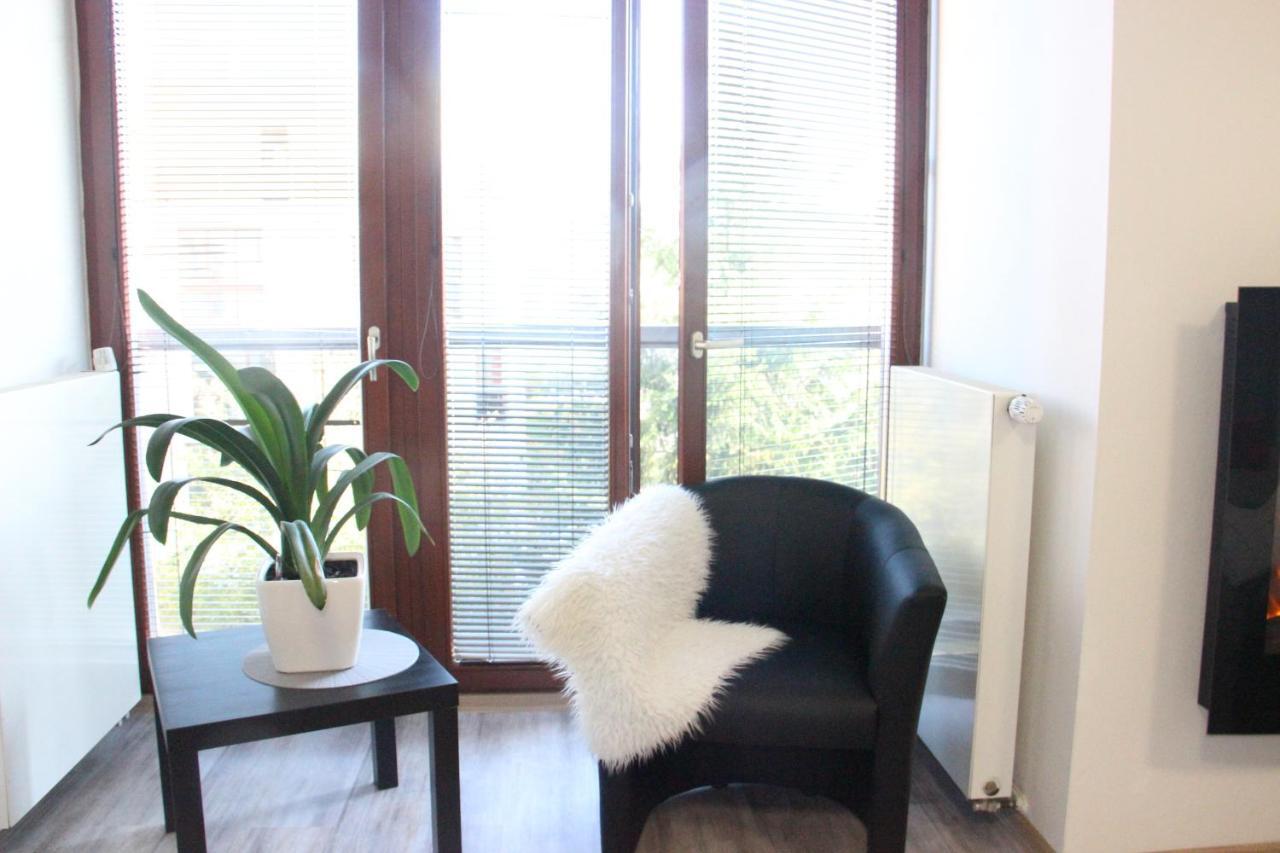 Luxury Studio In The Heart Of Beroun Exteriör bild